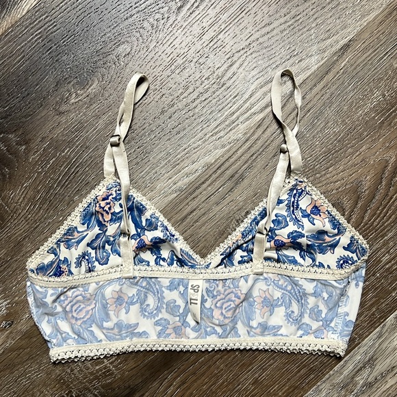 Spell and the Gypsy Bralette MEDIUM - Picture 4 of 7